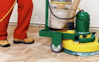 Scraping floors: the best way to give your floor its original look
