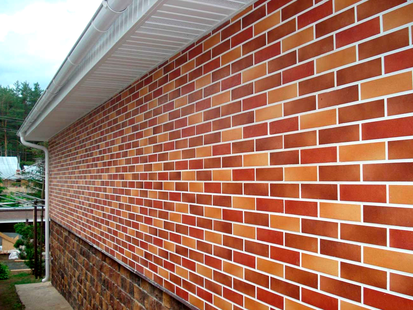 Depending on the manufacturer, the thickness of the facade panel for a brick with insulation varies from 6 to 10 cm