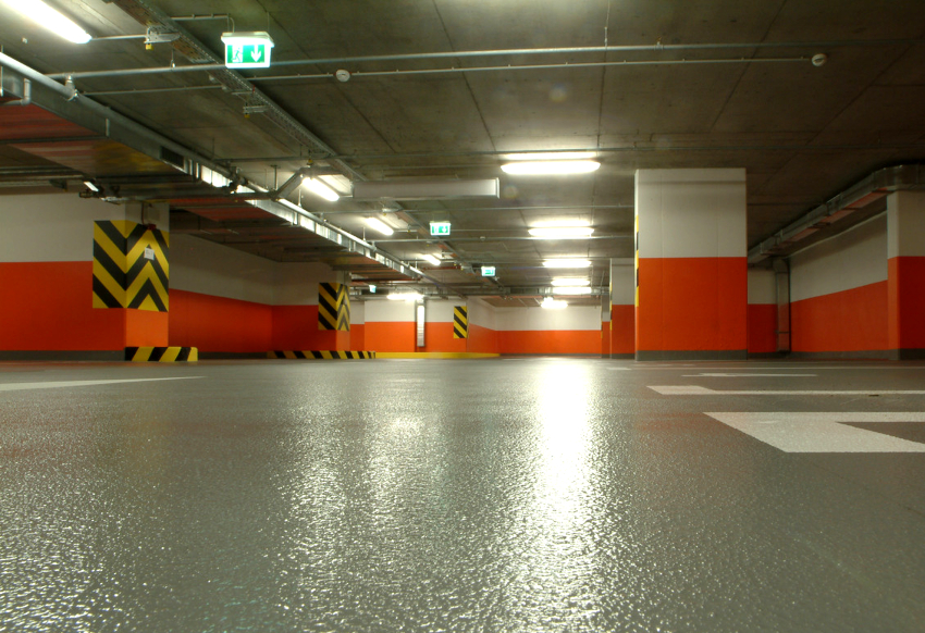 In case of problems with the concrete underlay of an epoxy floor, the cost of repairing it will be quite high.