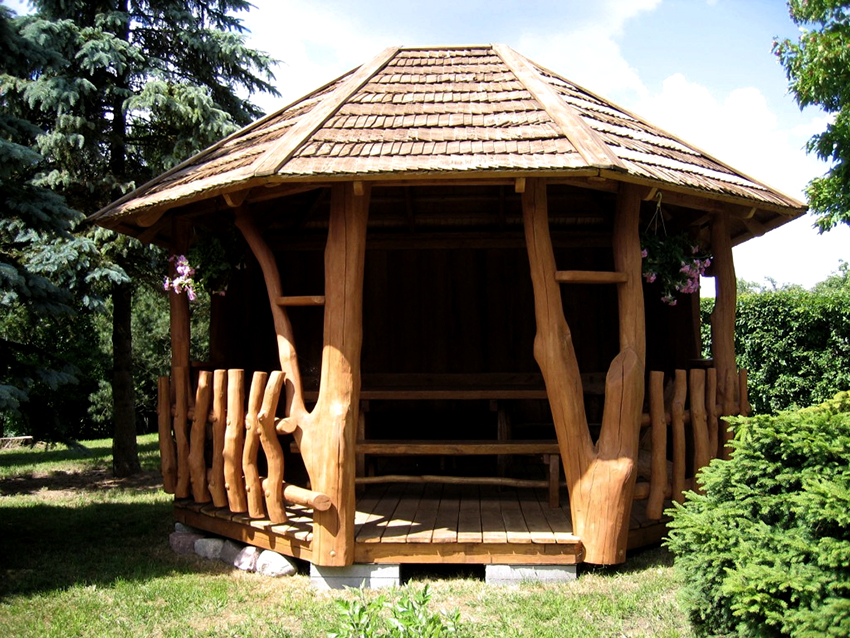 Before you start building a gazebo, you need to choose the right place for it.
