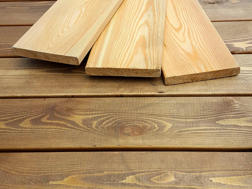 The shape of the front plank is beveled or straight