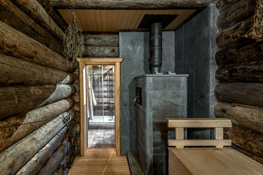 Sauna stoves are metal, brick or combined