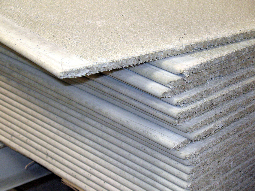 GVL i konstruksjon er et utmerket materiale for etterbehandling av tak, vegger og til og med gulv.
