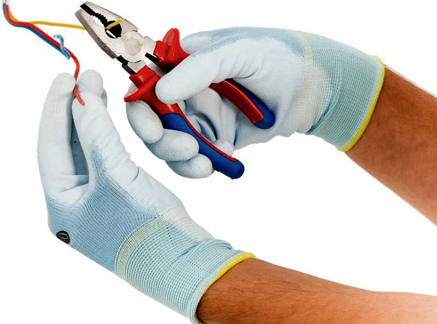 When buying pliers or pliers, it is recommended to give preference to trusted manufacturers