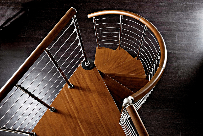 Internal filling of railings for metal stairs is divided into classic, solid and crossbars