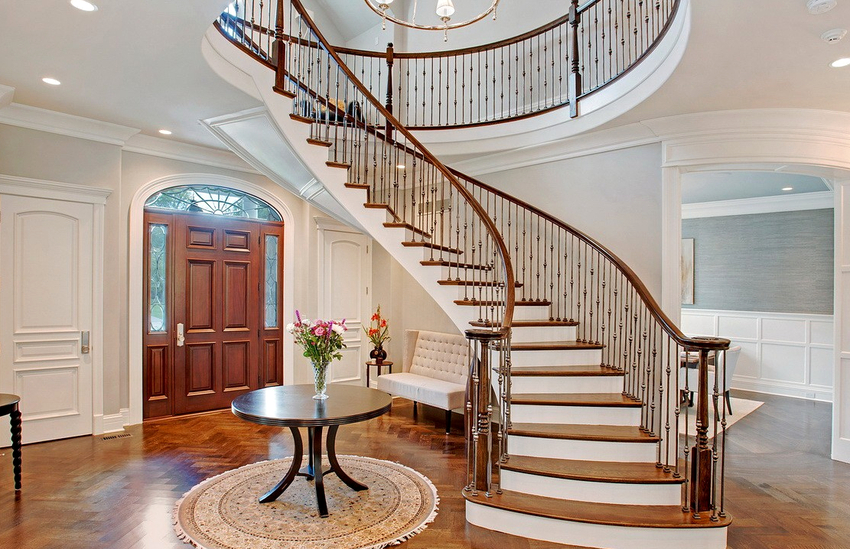 Racks and balusters are not only decorative elements, but also load-bearing