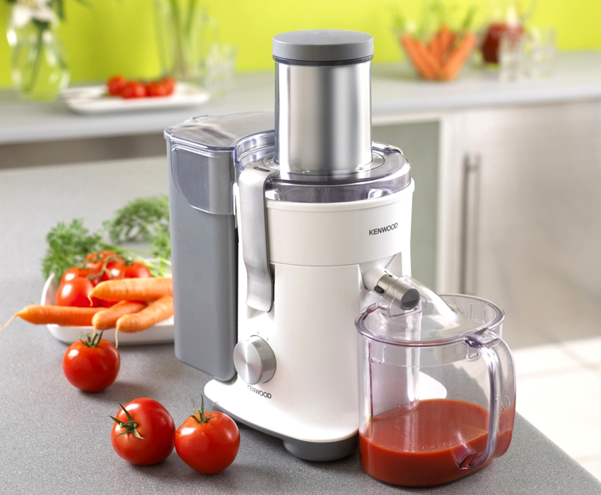 The disadvantage of a centrifugal juicer is poor extraction of cake and low quality of juice