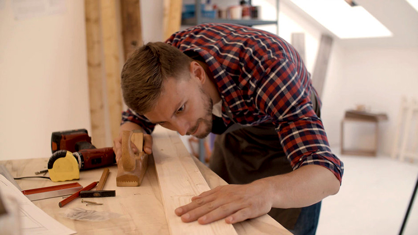 Any carpenter cannot do without a workbench