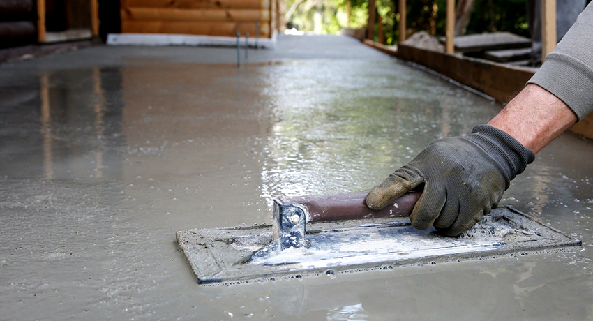 Reinforced concrete as the best way to strengthen the surface