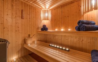 Lamper for bad og badstuer: hvordan organisere komfortabel og trygg belysning