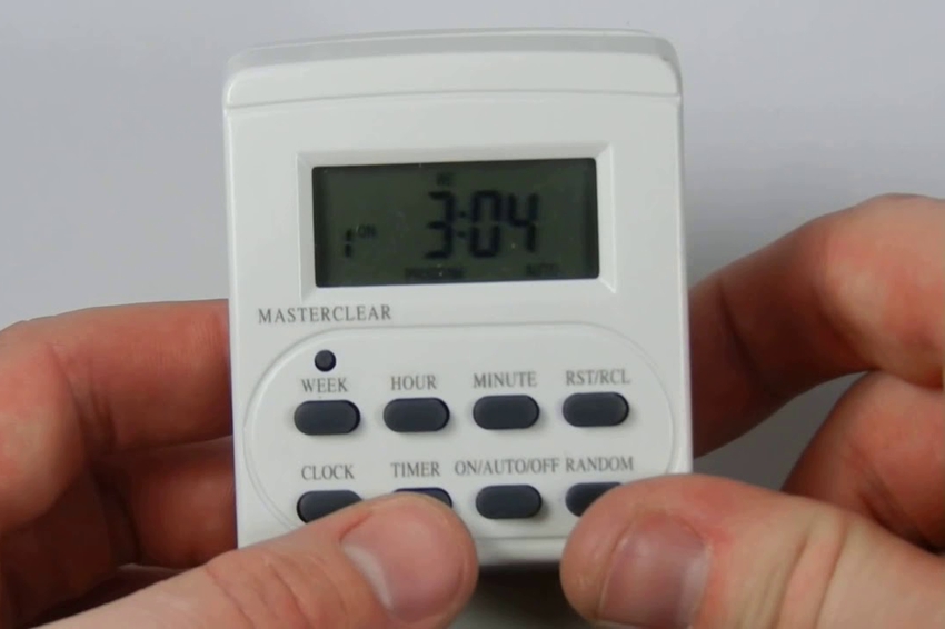 One of eight built-in programs can be used to set the Masterclear timer