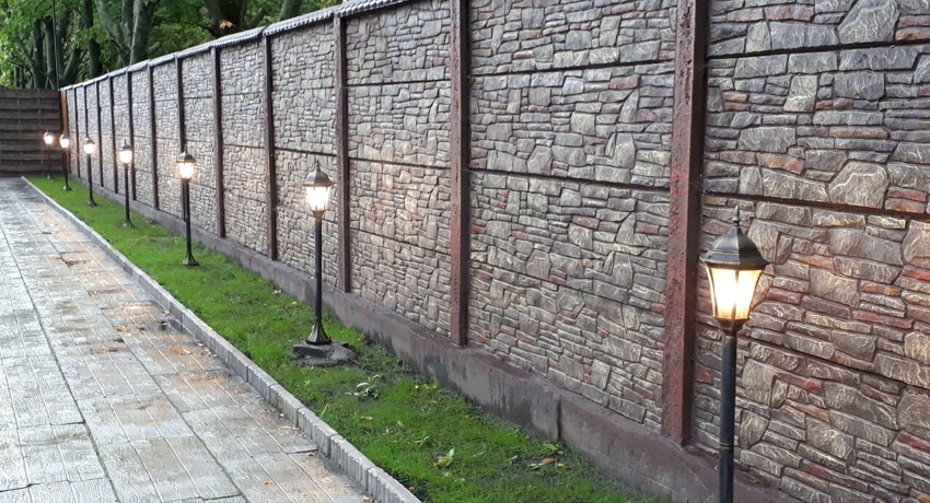 Sekcijska betonska ograda: zaštitno i ukrasno uokvirivanje teritorija