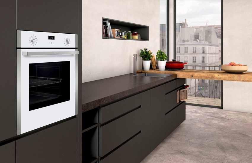Independent oven, installed separately from the stove